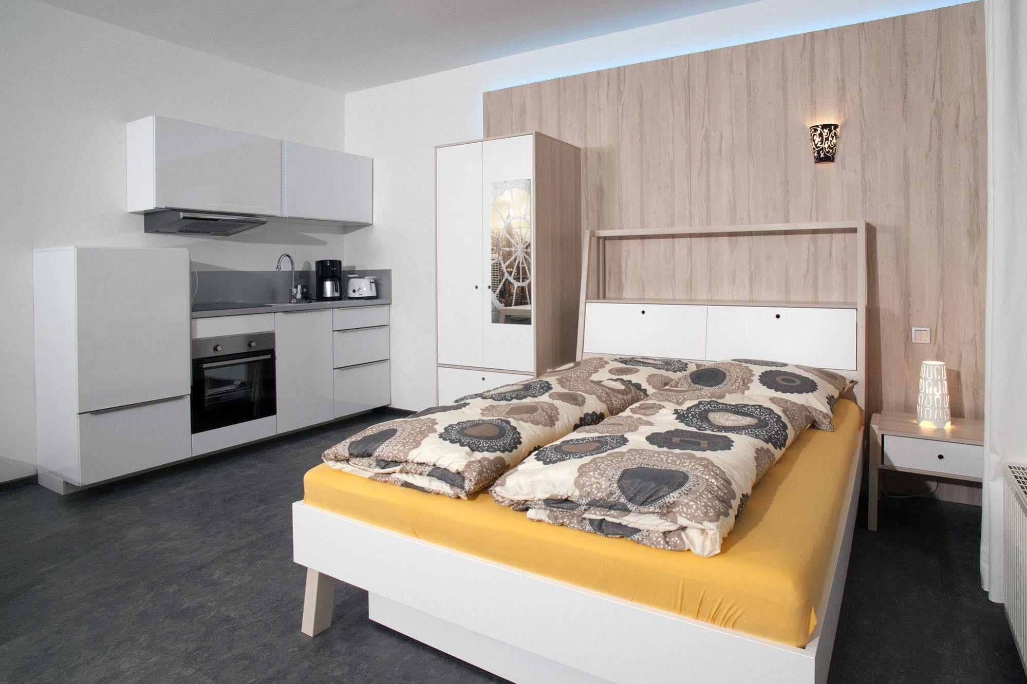 Designpension Idyll Nr2 Hotel Garni Wernigerode Luaran gambar